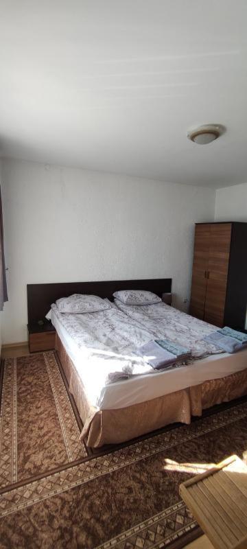 Djolevi Guesthouse Dobrinishte Εξωτερικό φωτογραφία
